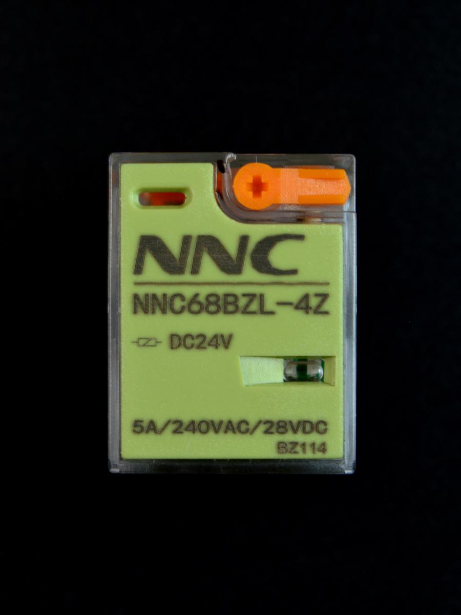 Комплект реле NNC68BZL-4Z-24VDC + колодка PYF14A-E2