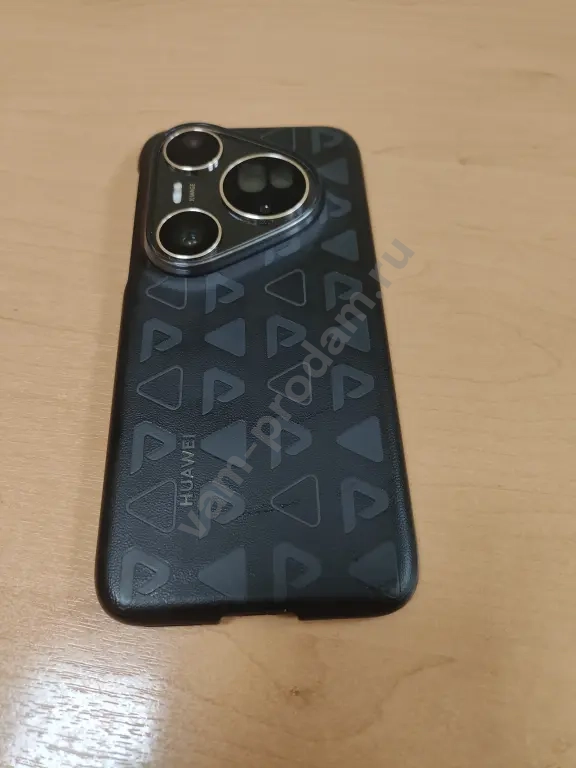 Смартфон Huawei Pura 80 Ultra