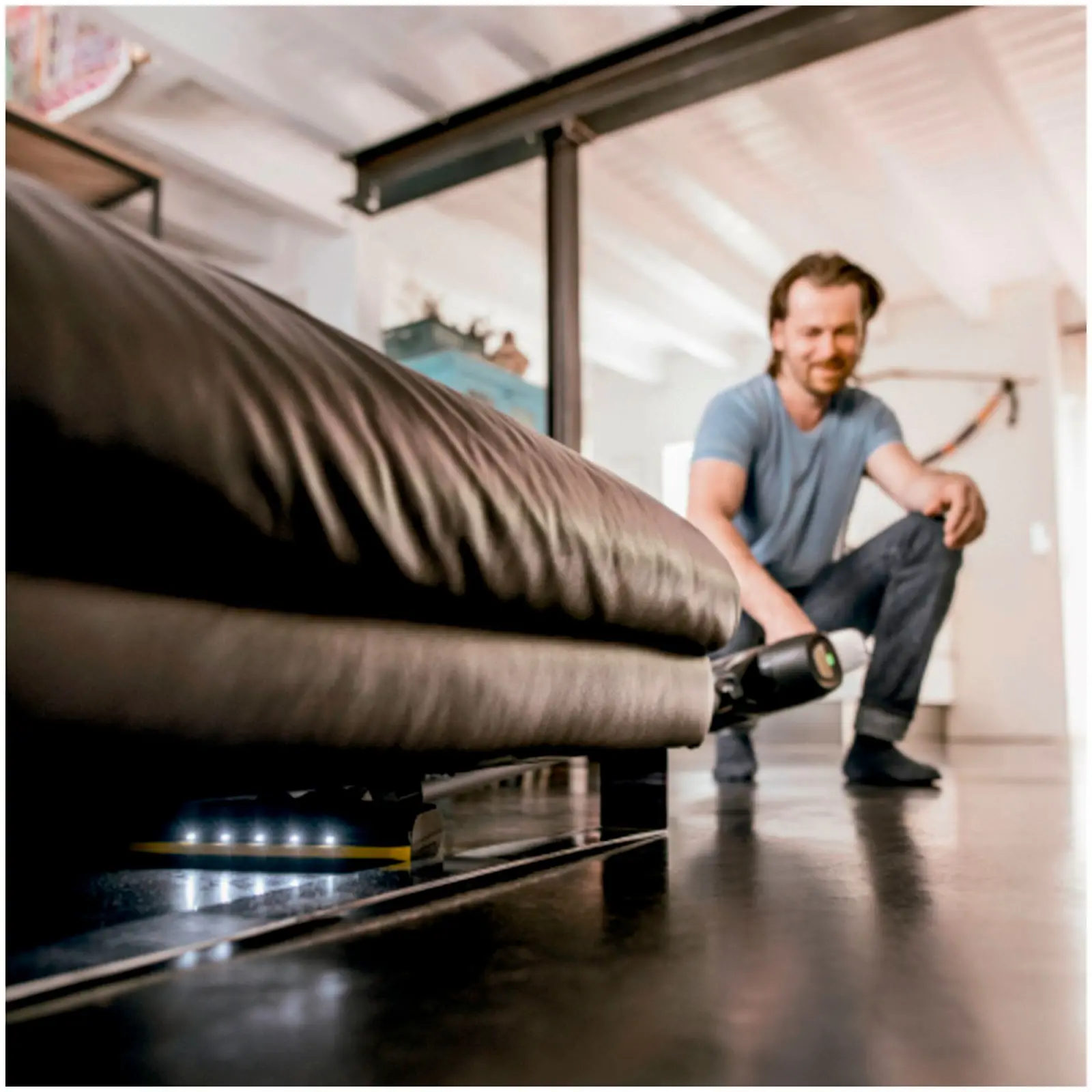 Пылесос вертикальный Karcher VC 6 Cordless ourFamily Duo