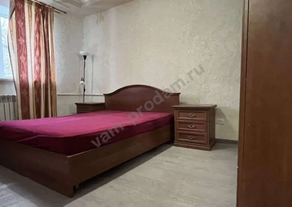2-к. квартира, 52 м², 3/3 эт.