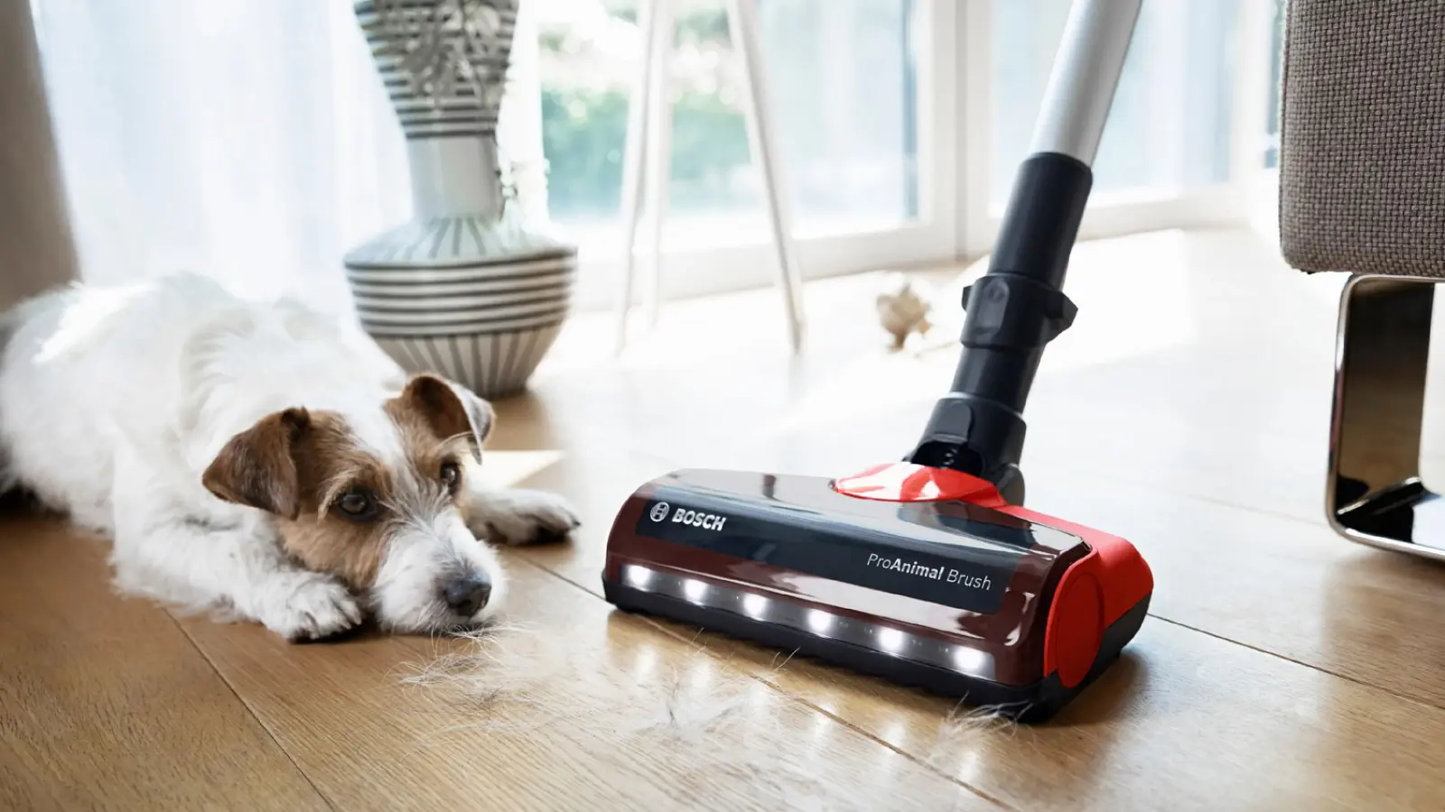 Пылесос вертикальный Bosch BCS711PET