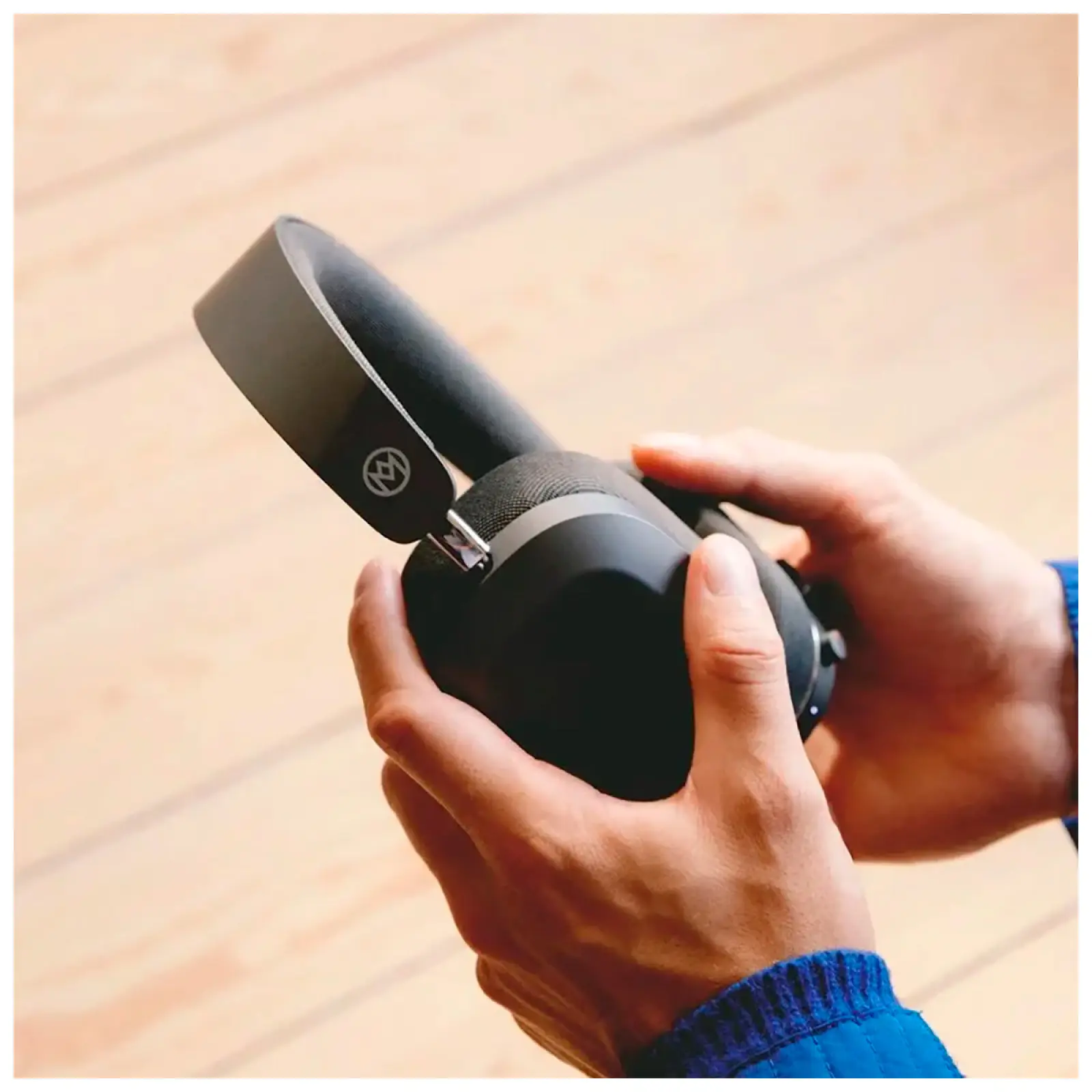 Полноразмерные bluetooth-наушники Defunc Mondo Over-Ear Sport Edition, графитовый