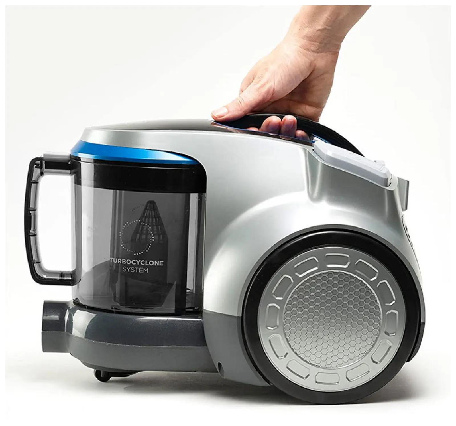 Пылесос напольный Black+Decker BXVML700E