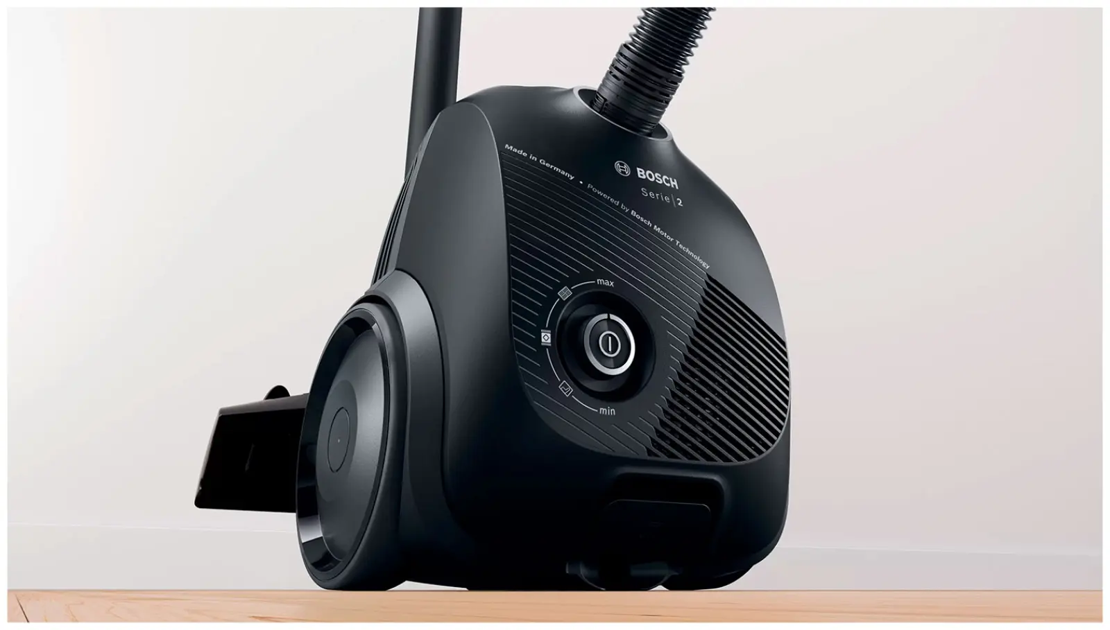 Пылесос напольный Bosch BGBS2BA1P