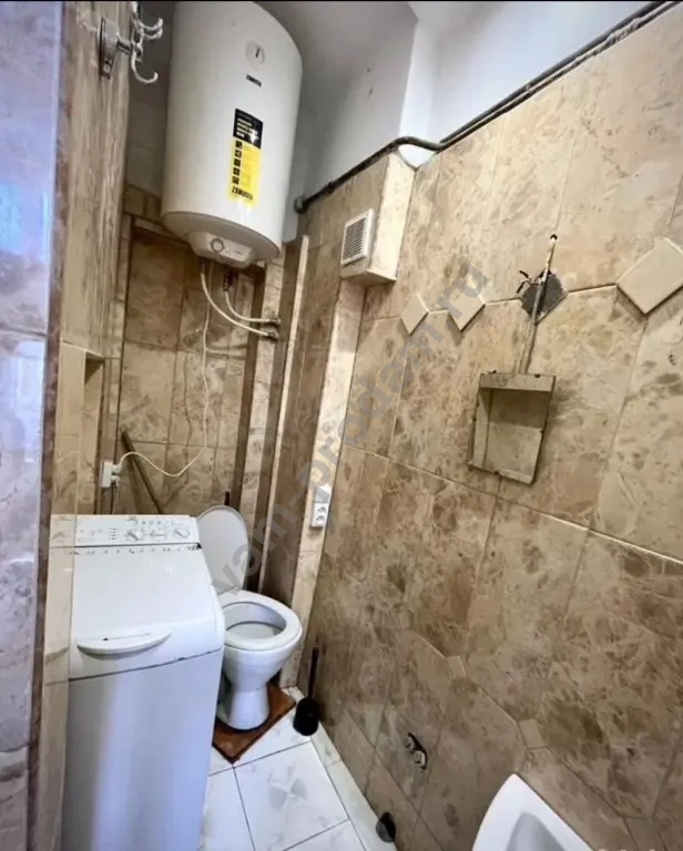 2-к. квартира, 52 м², 3/3 эт.