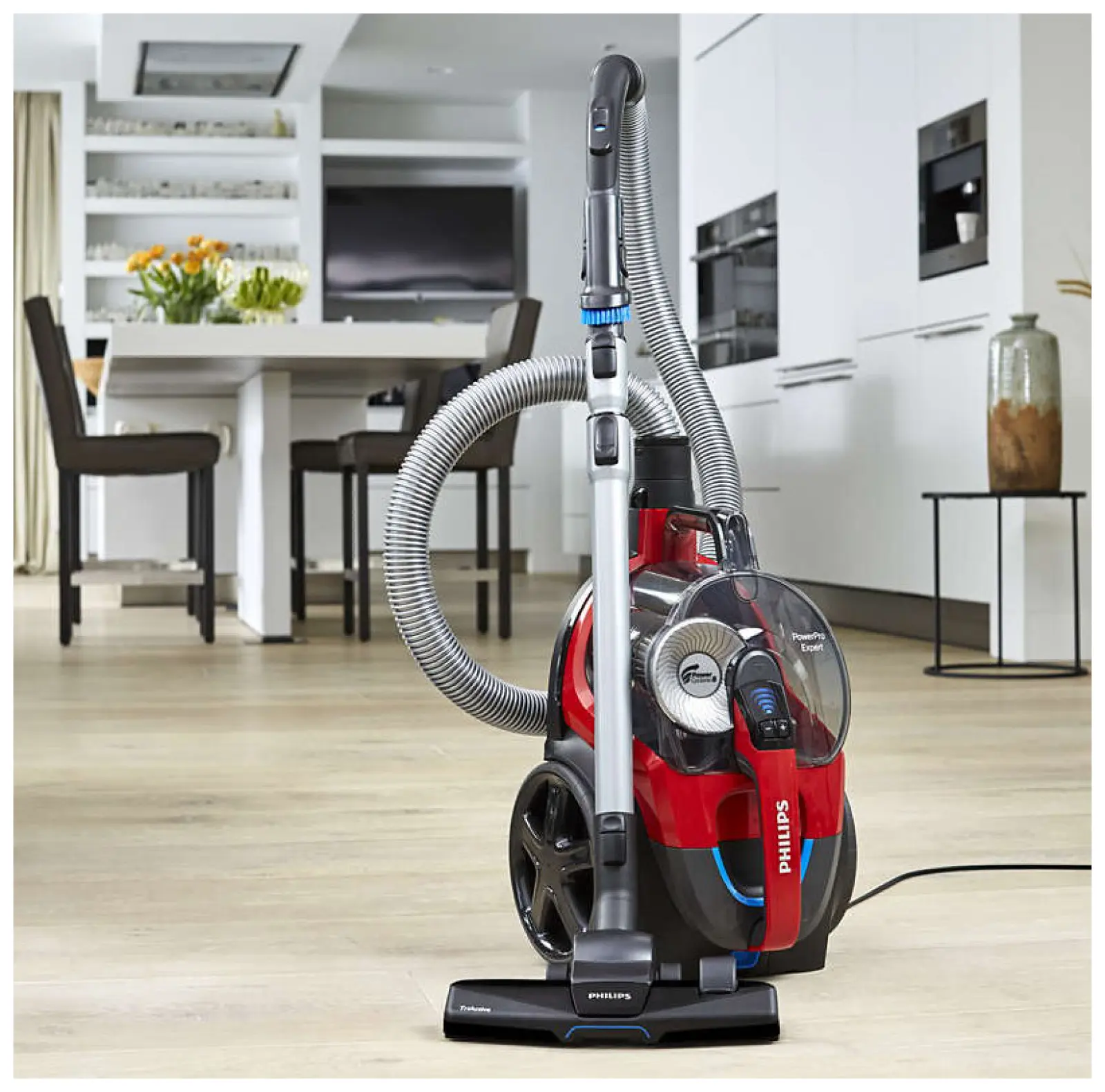 Пылесос напольный Philips FC 9728/01 PowerPro Expert