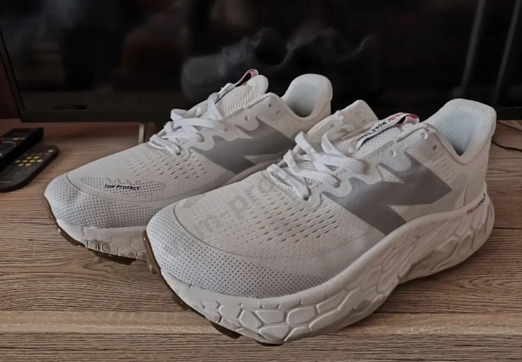 кроссовки мужские new balance