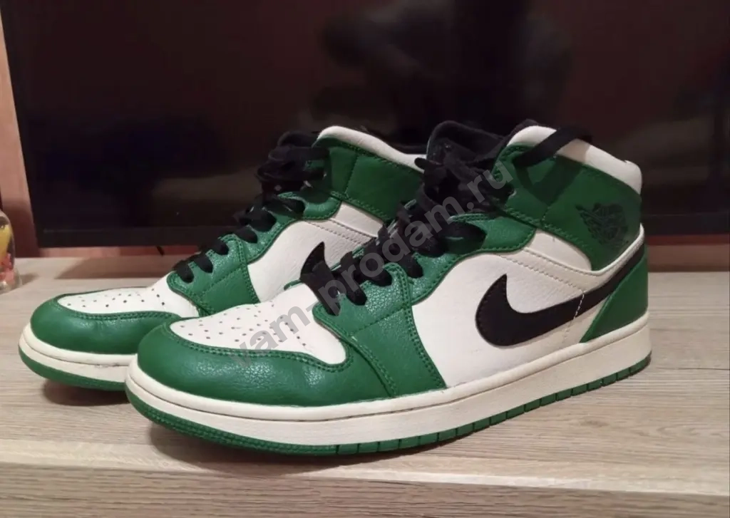 кроссовки мужские Nike