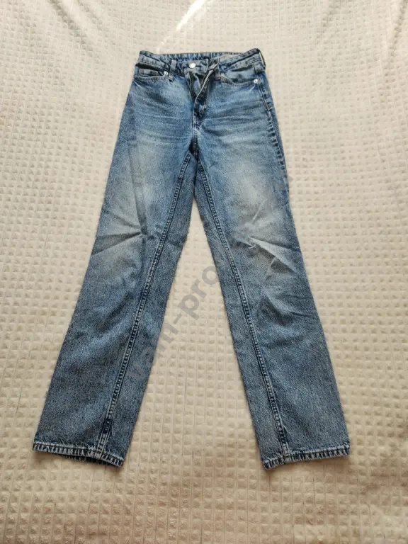 Пакет женской одежды. 40-42 р. джинсы