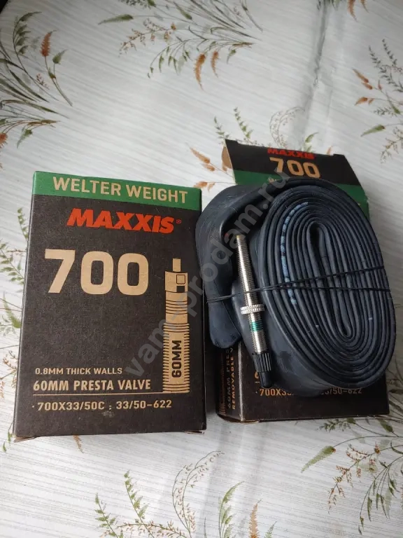 Камера велосипедная Maxxis 700x33/50c 60 мм