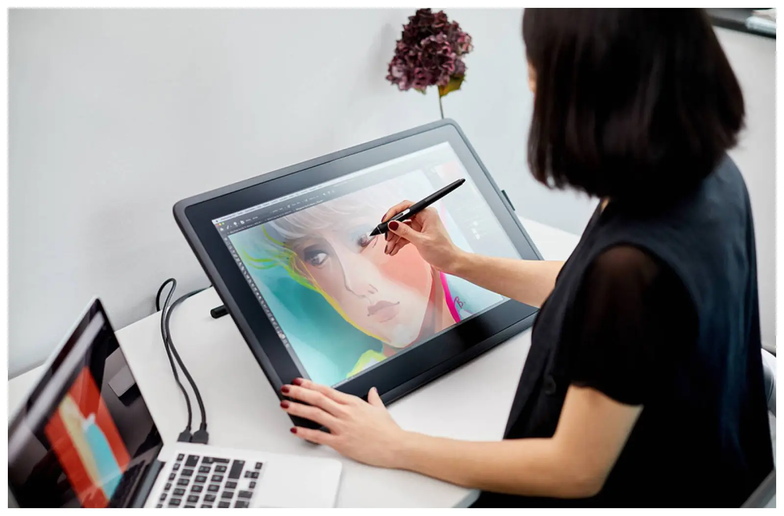 Графический интерактивный перьевой дисплей Wacom Cintiq 22 (DTK2260K0A)