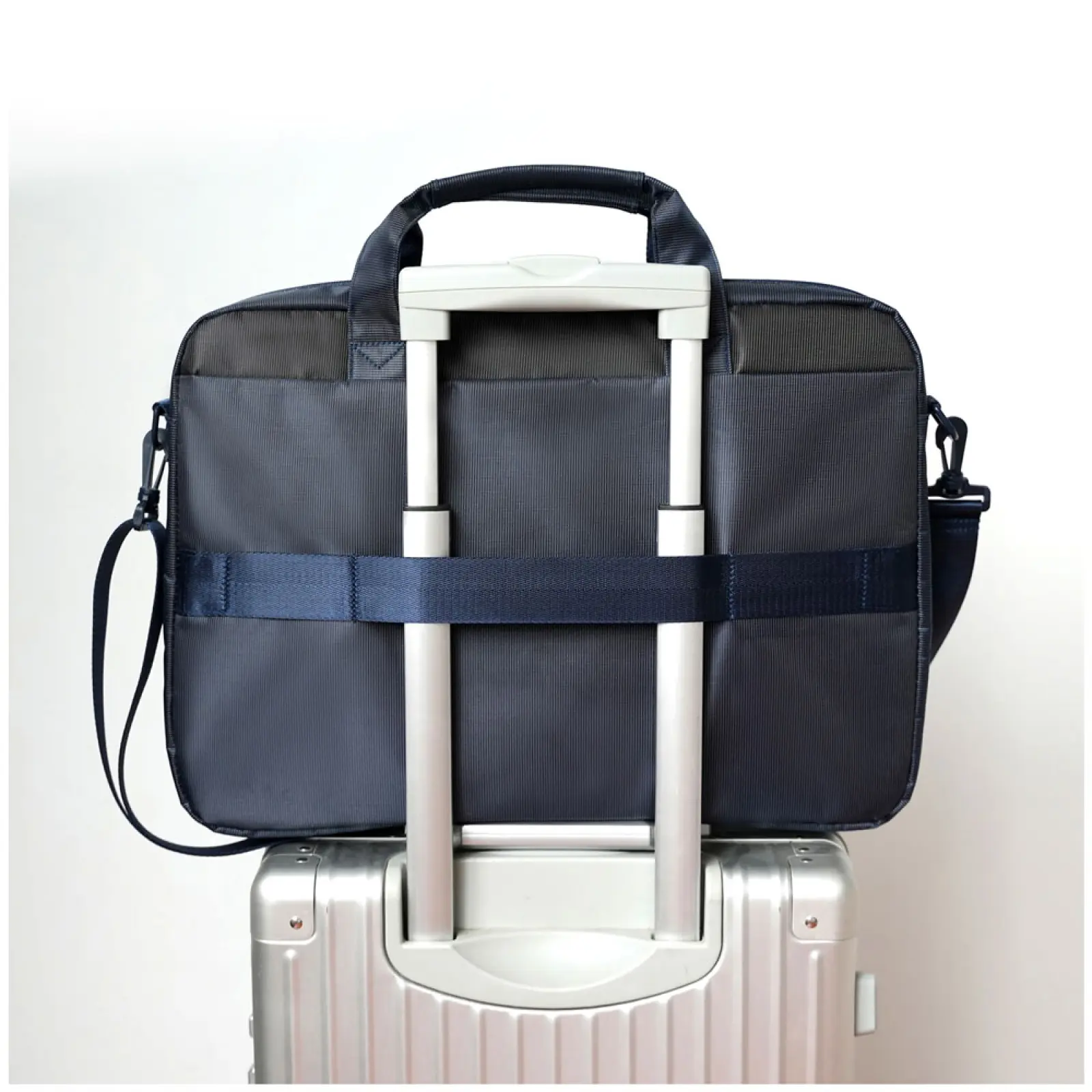 Сумка для ноутбука Lamark L247 Blue 17.3