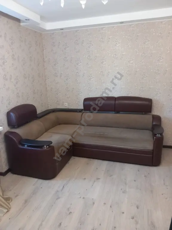 Диван угловой двух цветный хамелеон