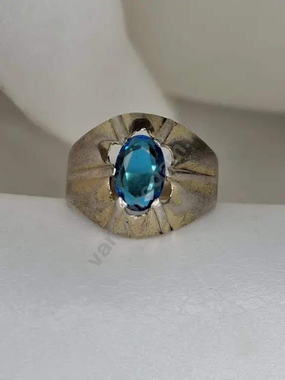 Серебряное кольцовставка голубого цвета☆925 проба