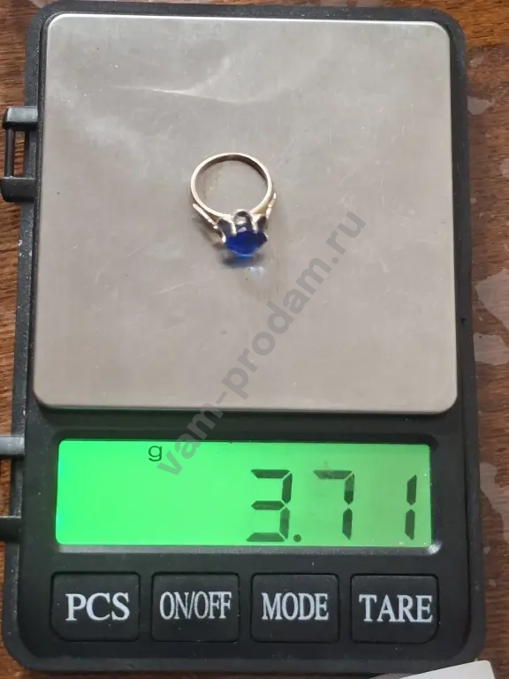 Серебряное кольцоТюльпашвставка синий корунд ☆875 проба ссср