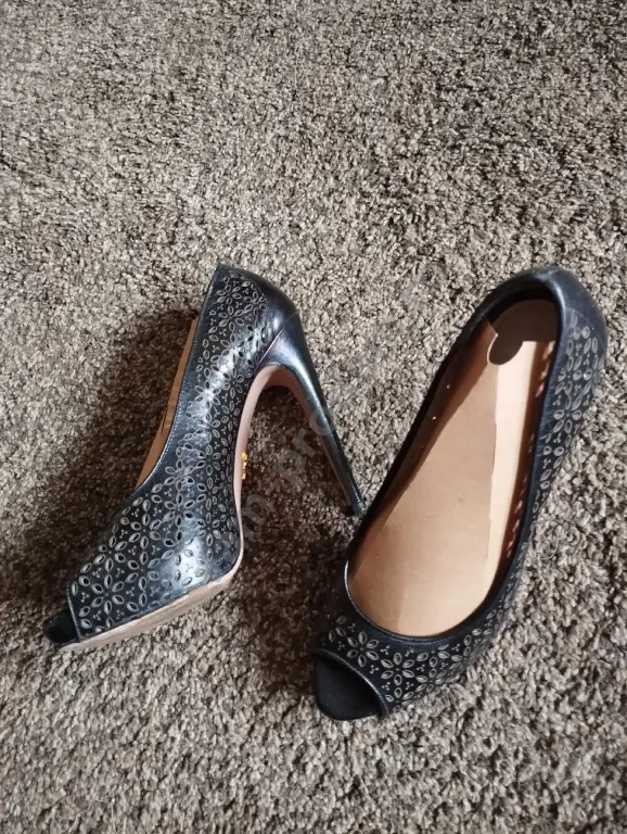 туфли женские Prada,40-40.5