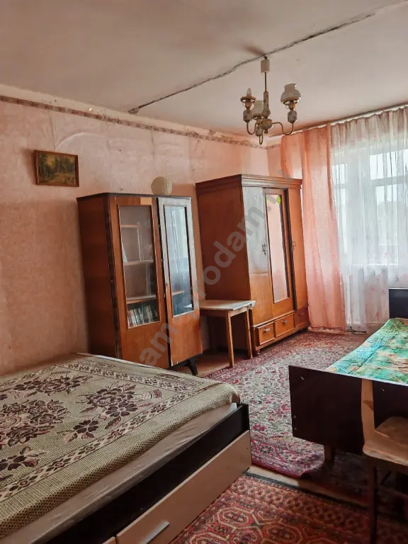 1-к. квартира, 30 м², 5/5 эт.