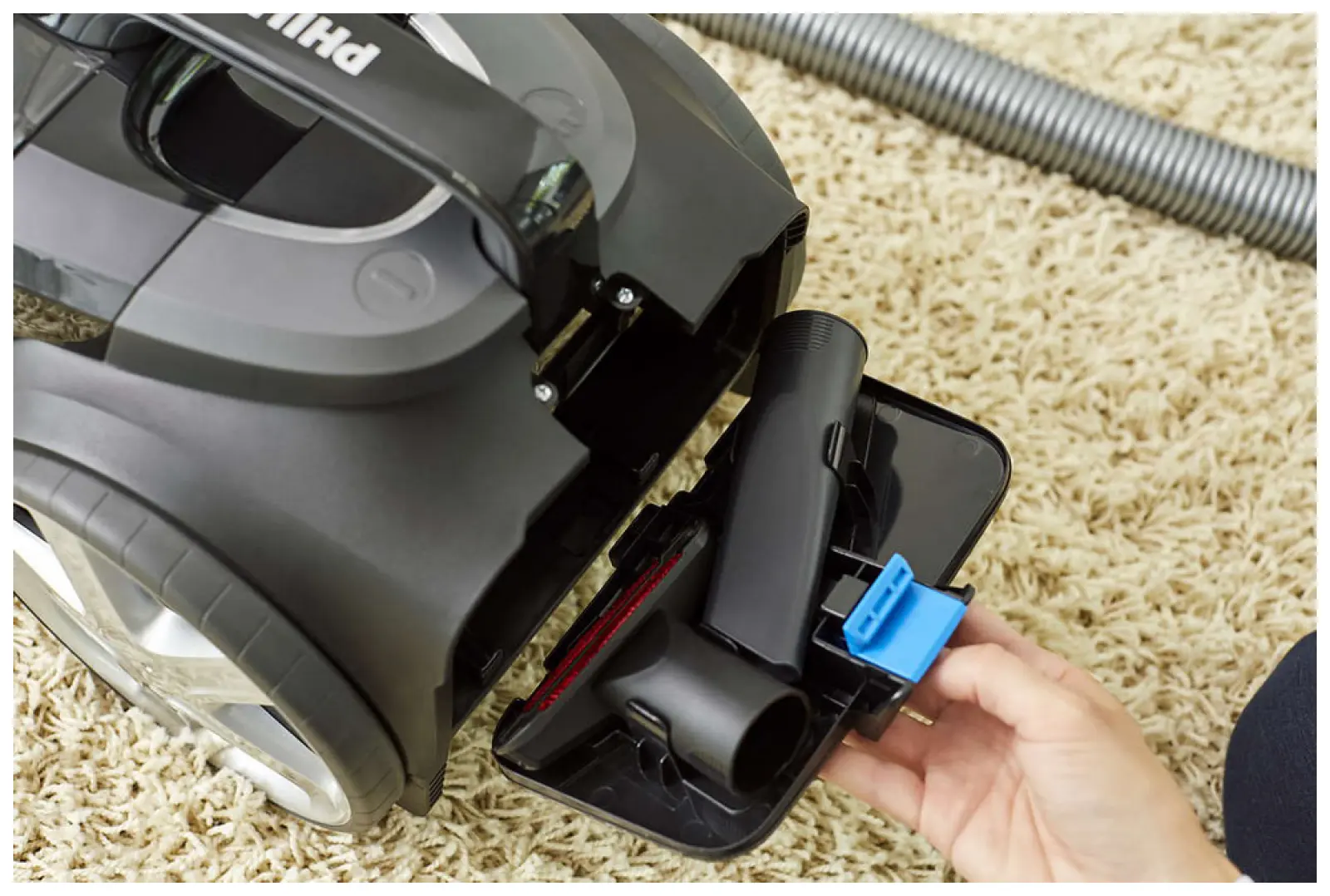 Пылесос напольный Philips FC 9734/01 PowerPro Expert