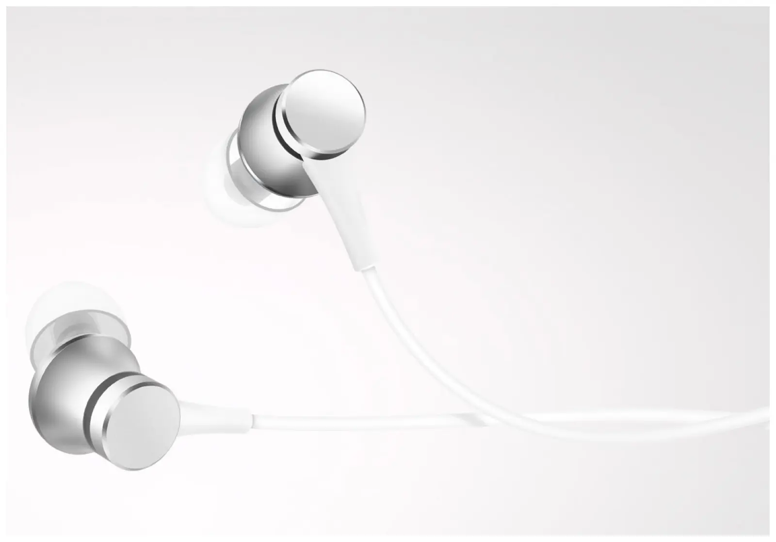 Вставные наушники Xiaomi Mi In-Ear Headphones Basic Silver HSEJ03JY (ZBW4355TY)