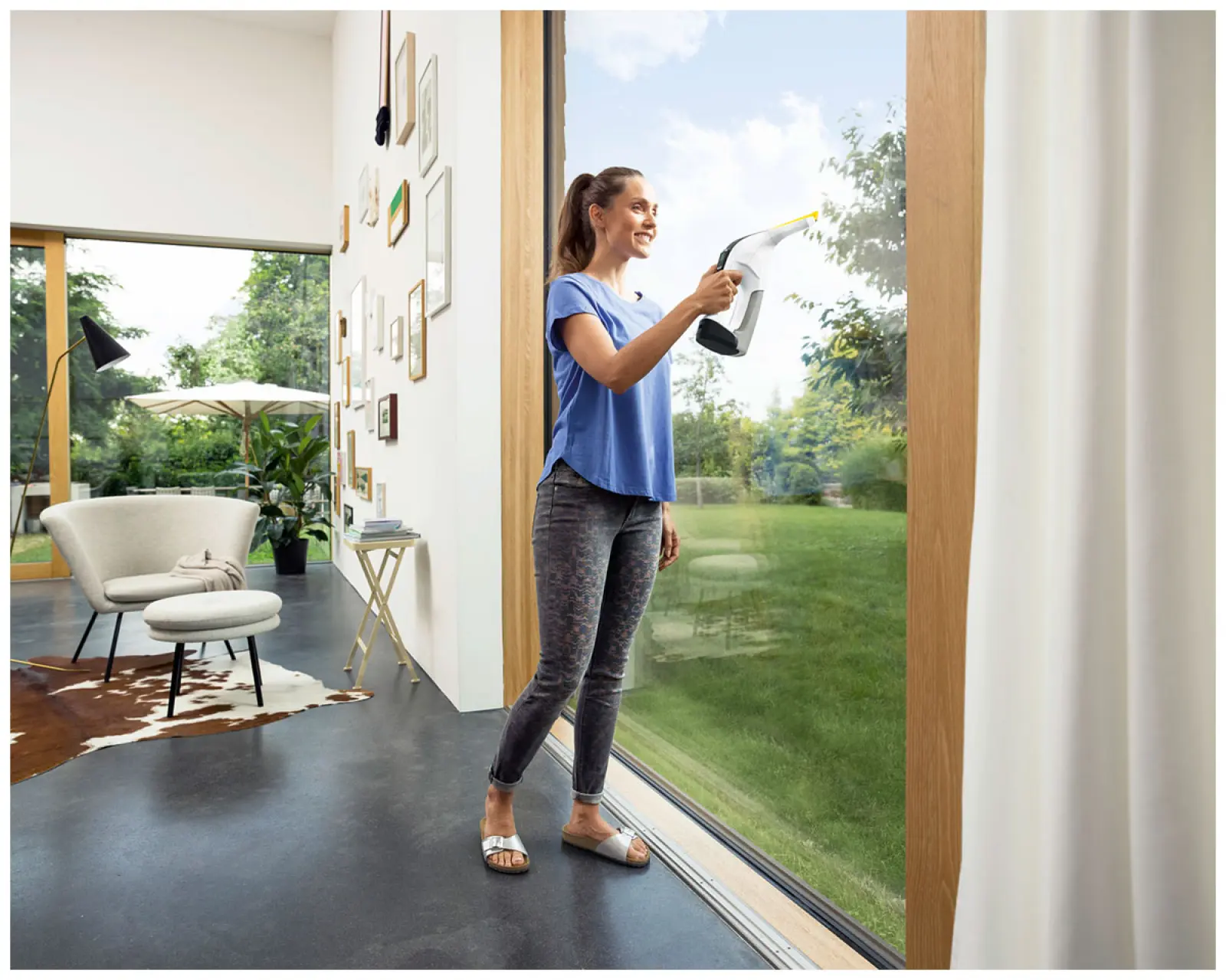 Стеклоочиститель Karcher WV 6 Plus, белый (1.633-741.0)