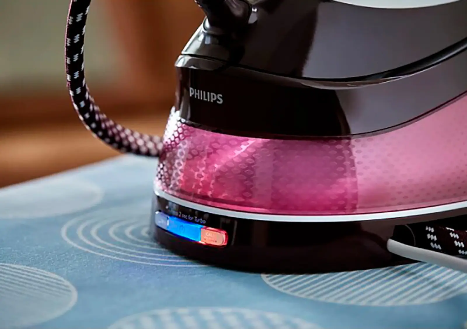 Парогенератор Philips GC7842/40