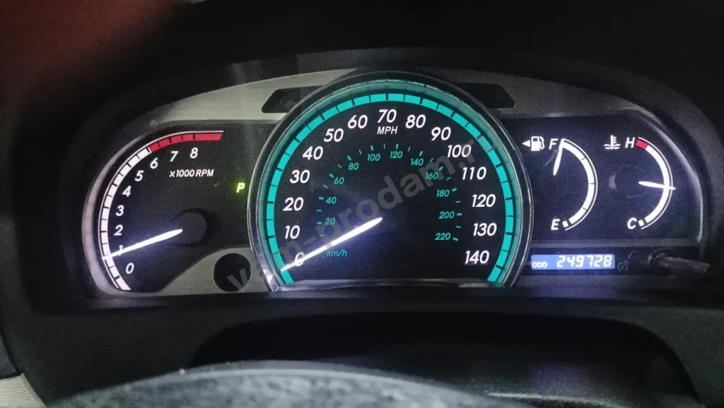 Toyota Venza, 2011 г., 2.7 л, 182 л.с., 2.7 AT (182 л.с.) 4WD