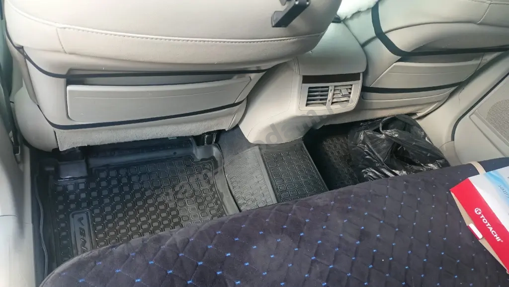 Toyota Venza, 2011 г., 2.7 л, 182 л.с., 2.7 AT (182 л.с.) 4WD