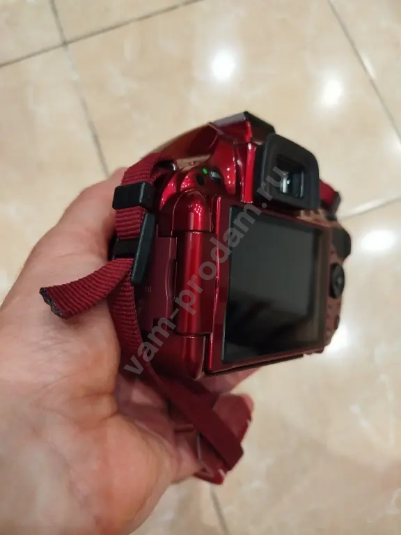 Зеркальный фотоаппарат Nikon D5200 + объектив кит 18-55