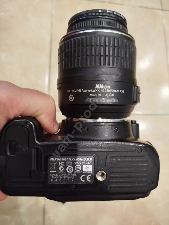 Зеркальный фотоаппарат Nikon D3000 + кит объектив 18-55