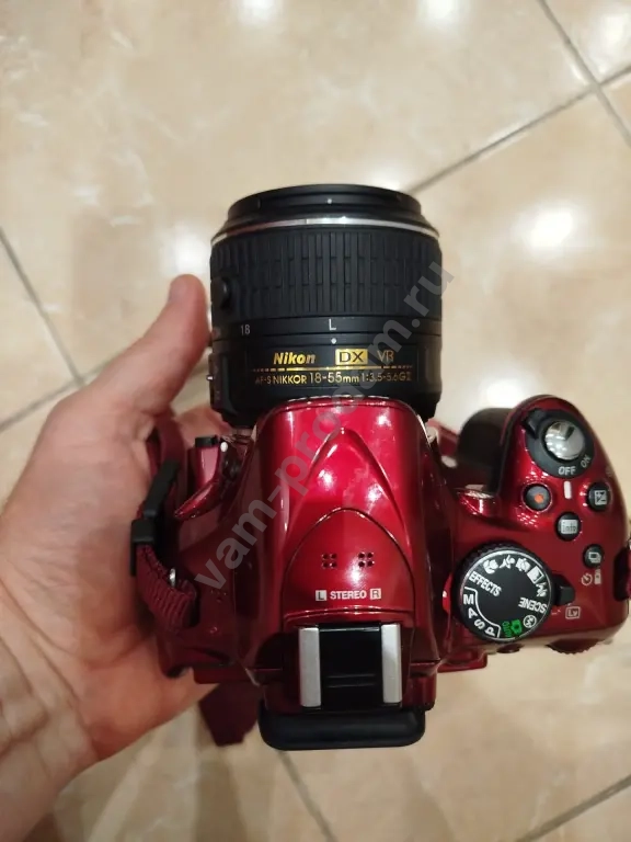Зеркальный фотоаппарат Nikon D5200 + объектив кит 18-55