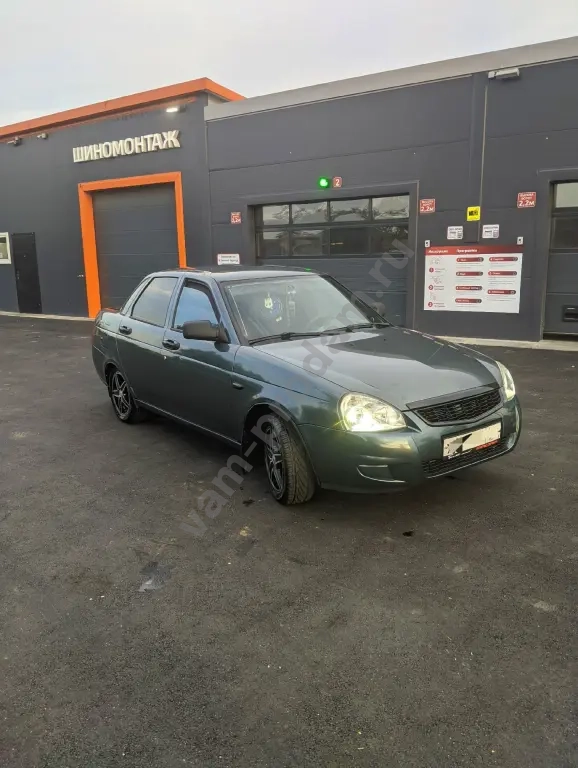 Приора седан 2010г Октябрь 150т.км