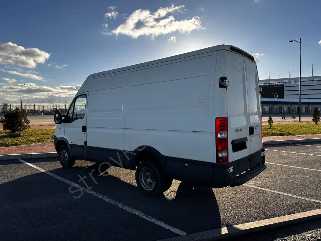 Аренда автомобиля Iveco Daily