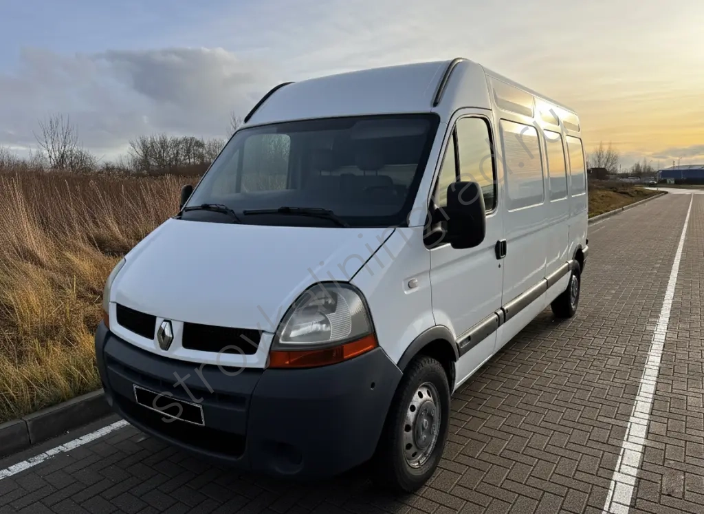 Аренда автомобиля Renault Master, высота: 1,9 м