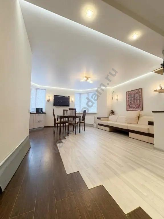 2-к. квартира, 58 м², 9/10 эт.