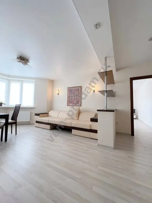 2-к. квартира, 58 м², 9/10 эт.