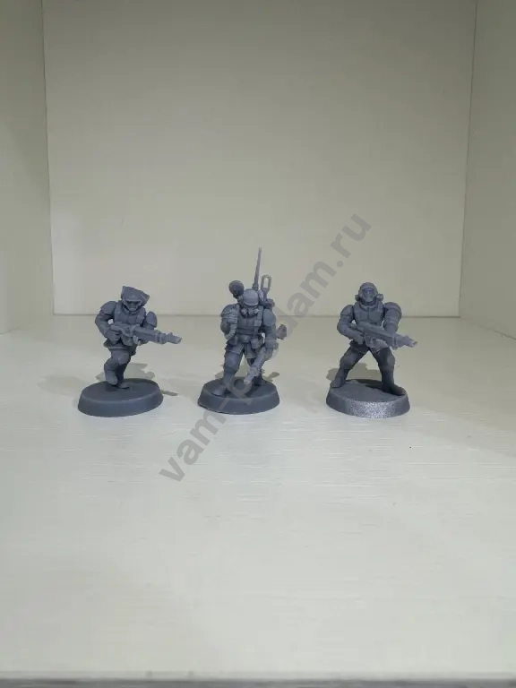 Warhammer 40000 Миниатюра Cadian Shock Troops