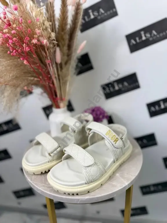 Сандали/Биркенштоки женские Dior