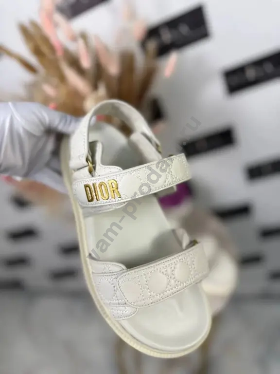 Сандали/Биркенштоки женские Dior