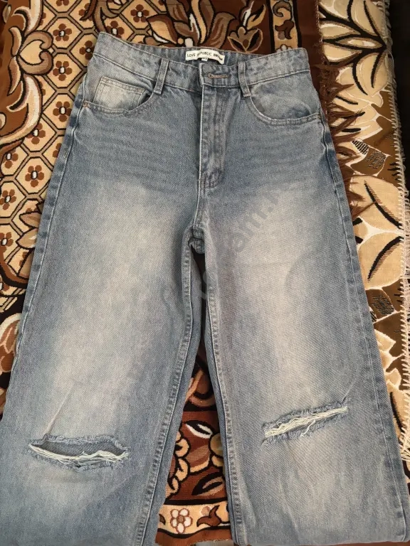 Джинсы LOVE REPUBLIC DENIM рваные, высокие, светлые, RUS 42 (EU 36)