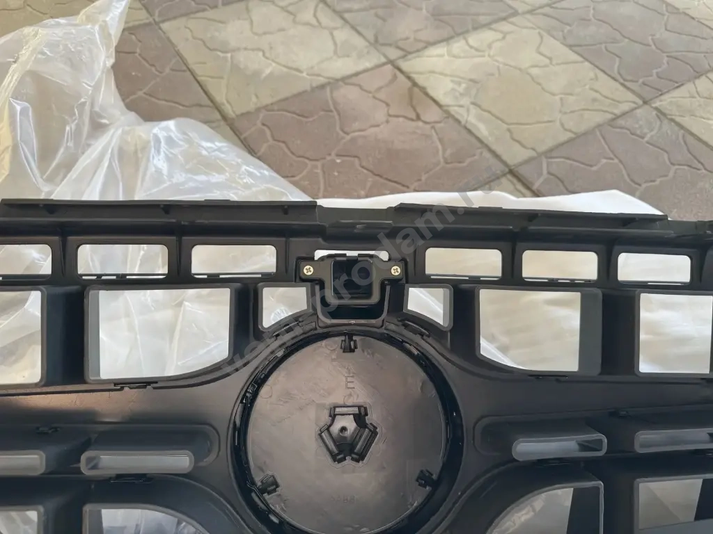 Решётка радиатора Mercedes Benz W 213 black 63s