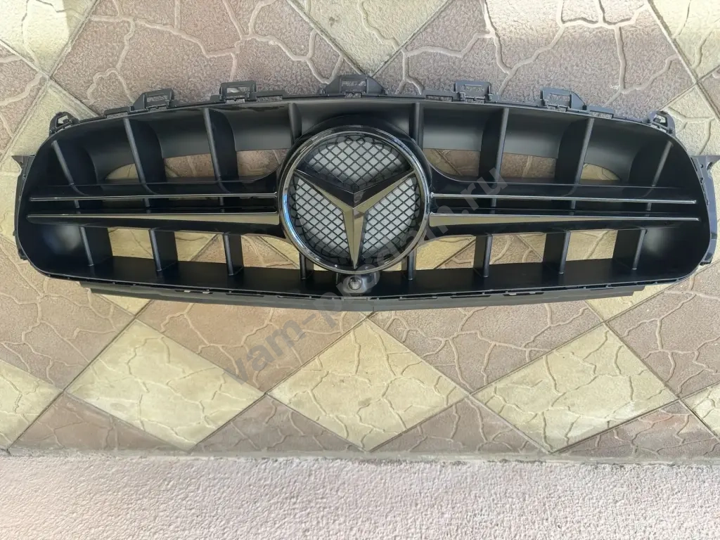 Решётка радиатора Mercedes Benz W 213 black 63s