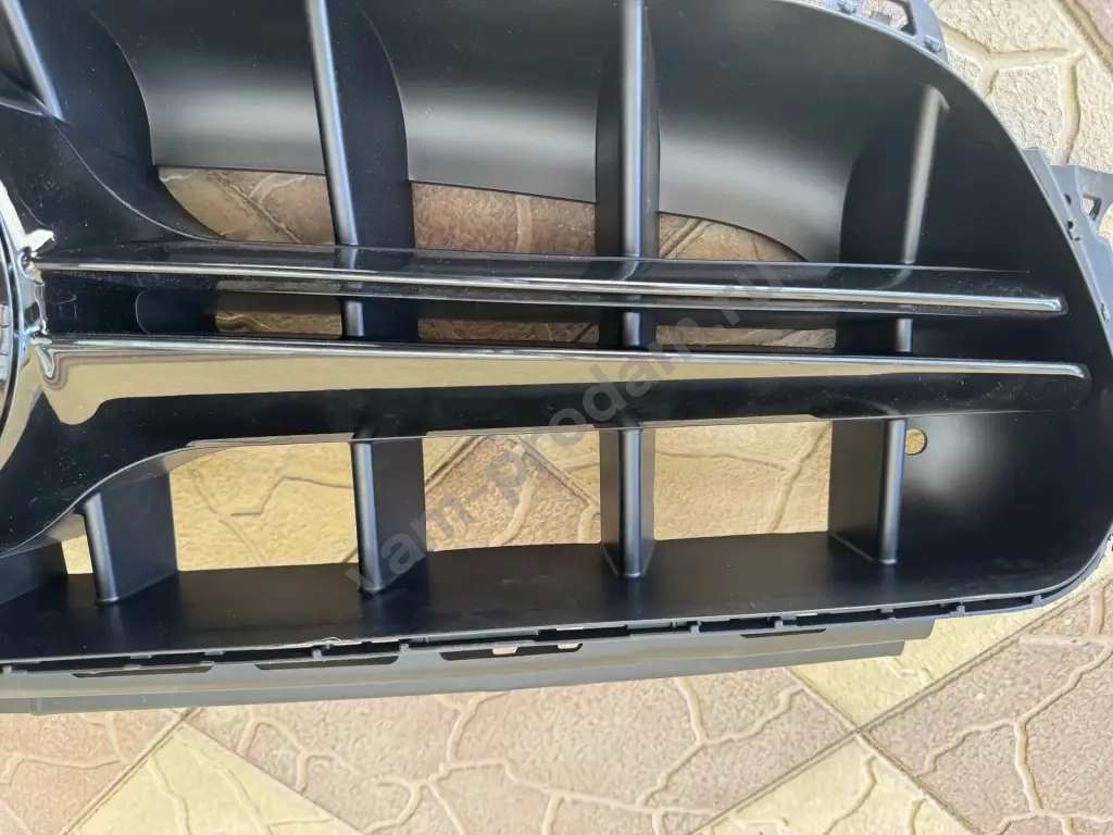 Решётка радиатора Mercedes Benz W 213 black 63s