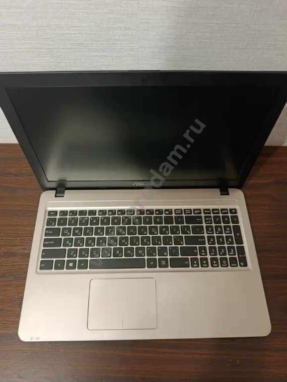 Ноутбук ASUS R540Y с SSD 240 ГБ