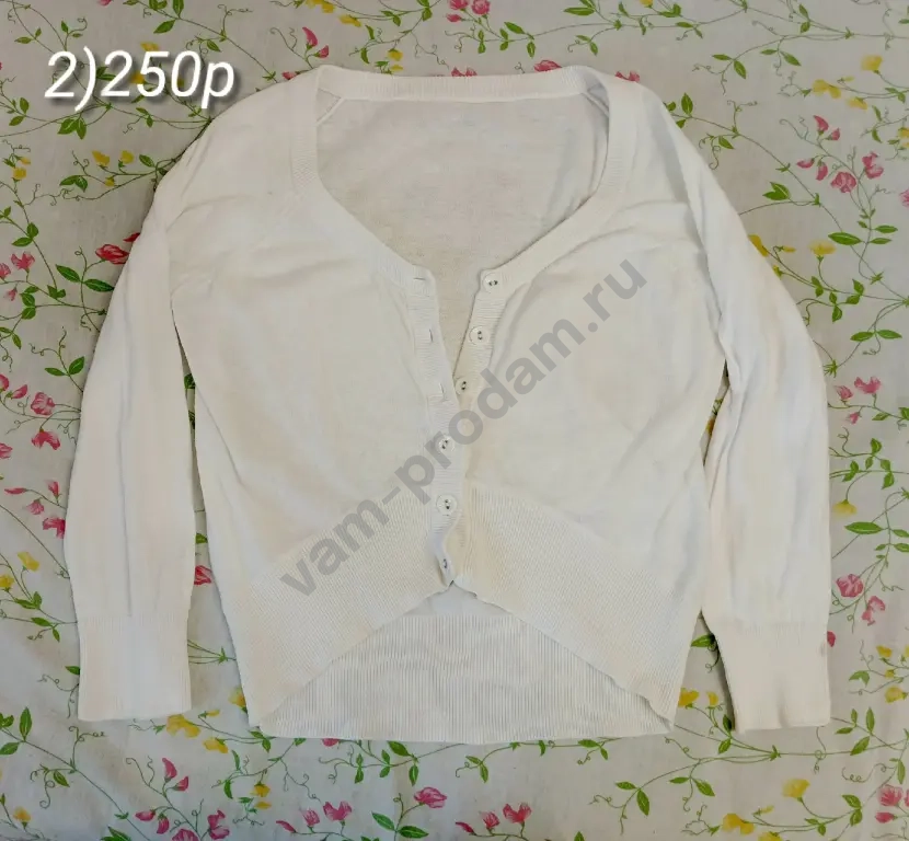 Кофта y2k 42-46 размера,в хорошем состоянии