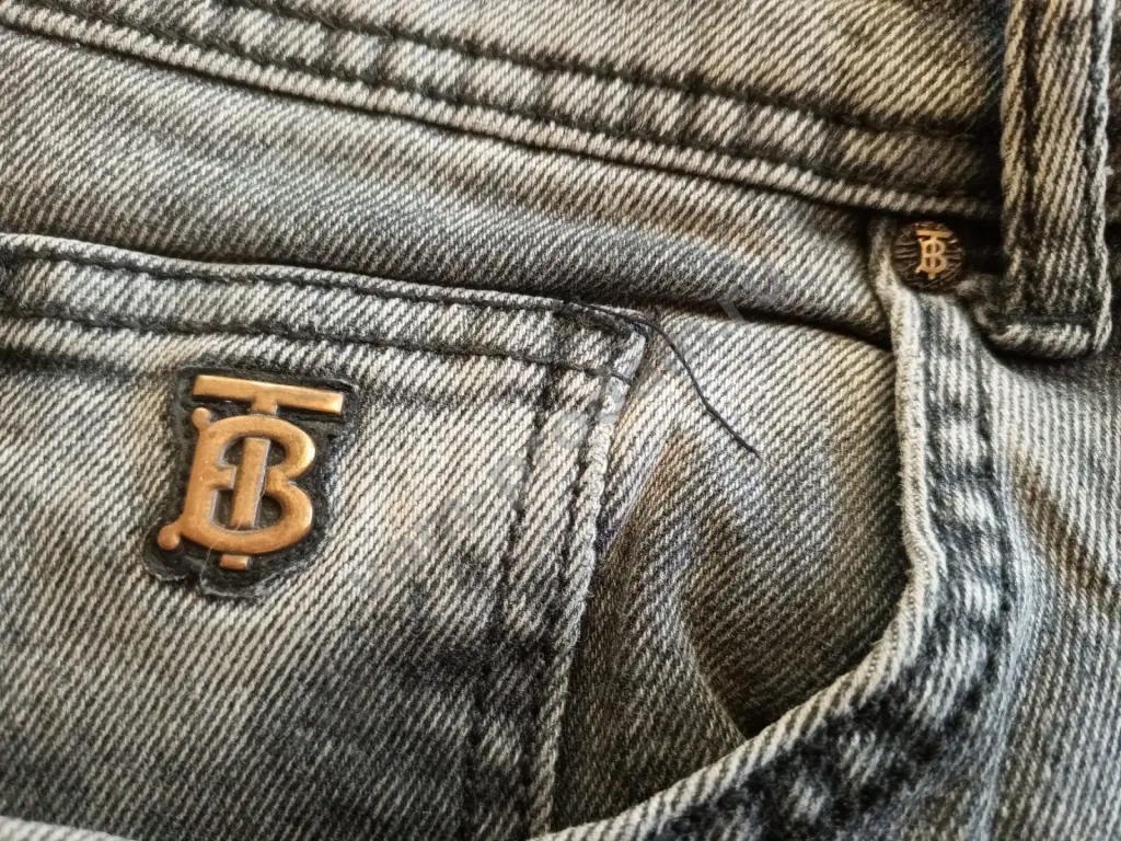 Джинсы Burberry Logger (серые), размер W32 L32, идеальное состояние
