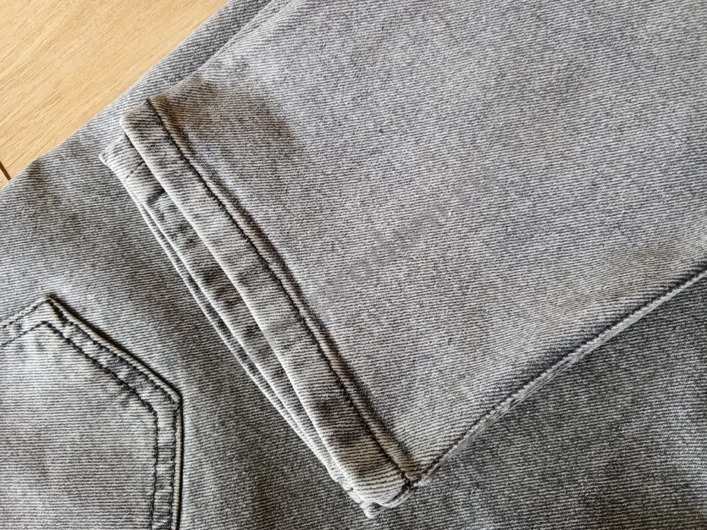 Джинсы Burberry Logger (серые), размер W32 L32, идеальное состояние