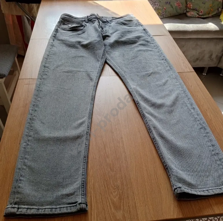 Джинсы Burberry Logger (серые), размер W32 L32, идеальное состояние