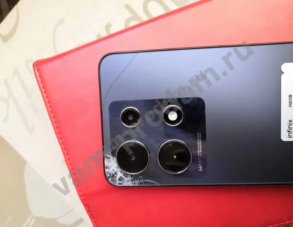 Разбитый Infinix X6833B