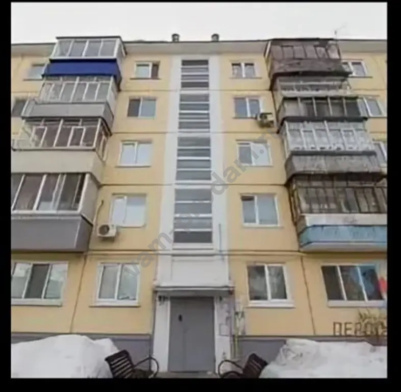 3-к. квартира, 56 м², 1/5 эт.