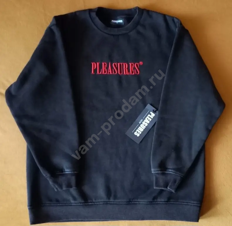 Толстовка Pleasures